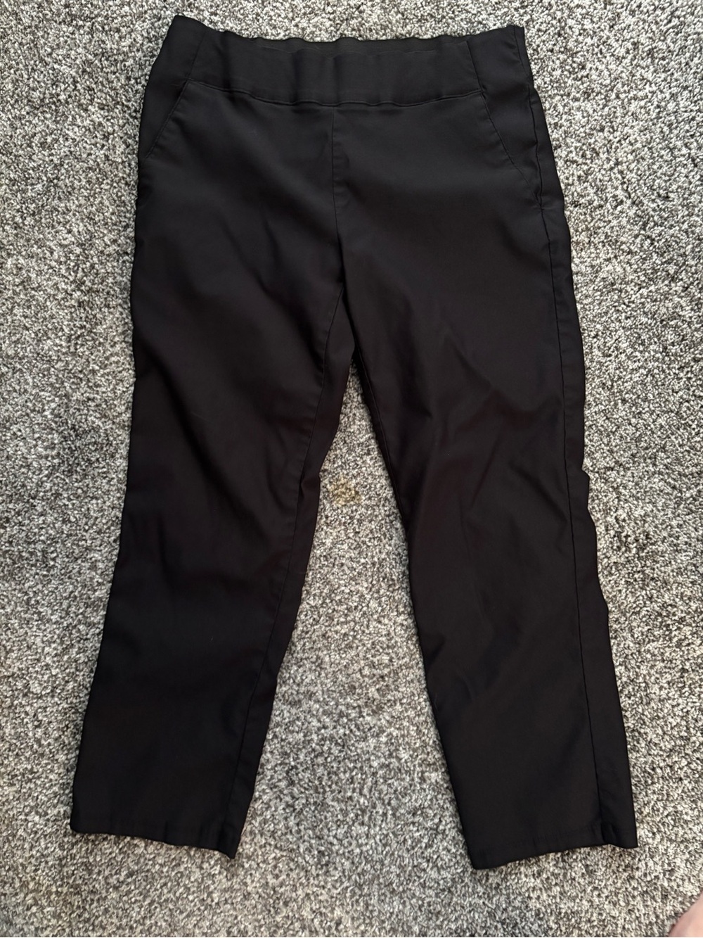 Women's S simply Vera Wang black Capri pants capris